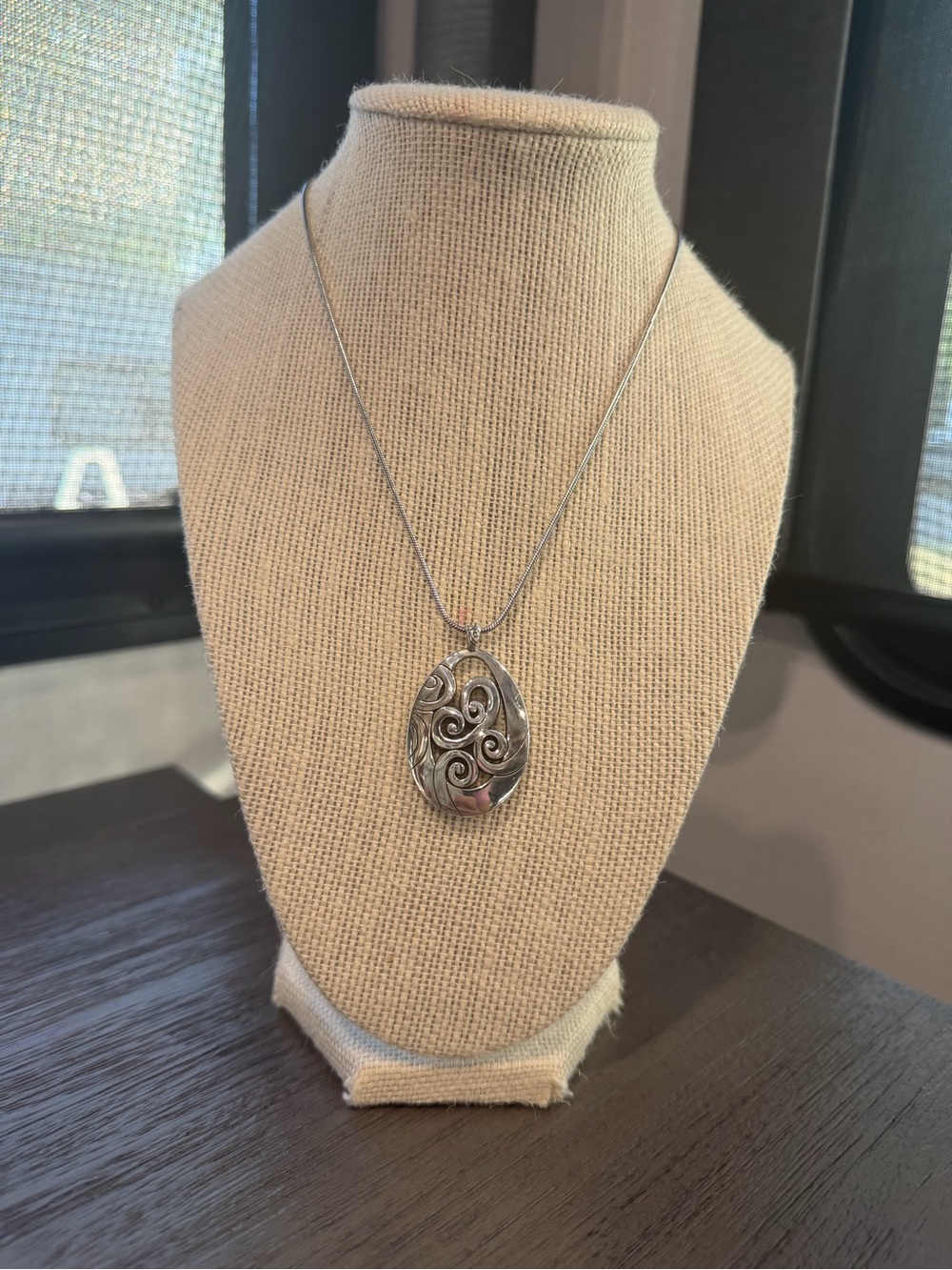 Brighton Mingle Silver Filigree Oval Pendant Necklace Elegant Women's Jewelry